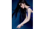 在房间里打扑克尊龙凯时日本人